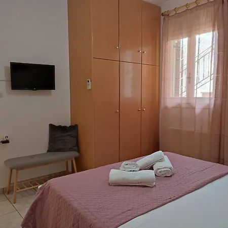 Dimitra's Homey Apartman